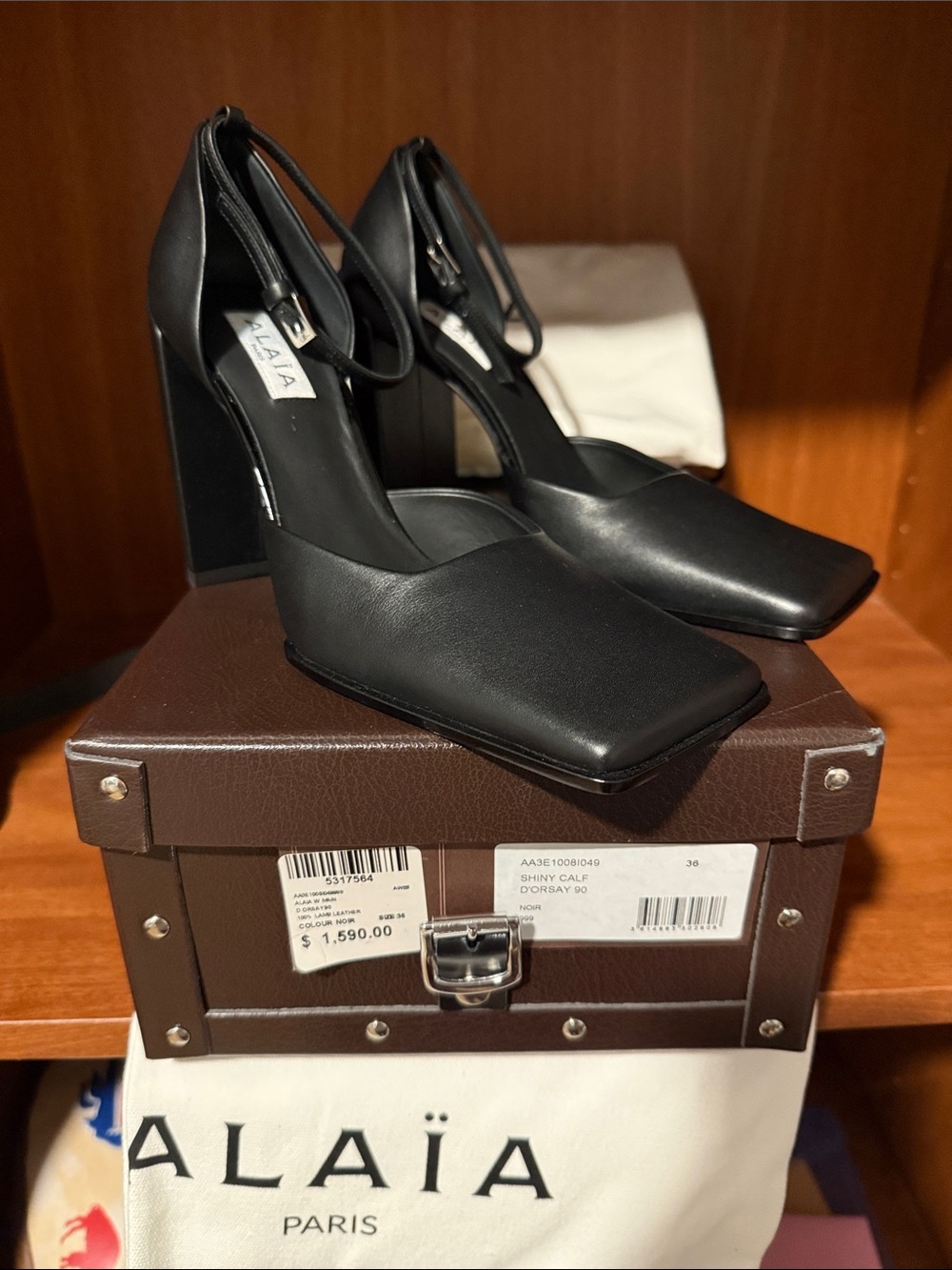 Alaia Leather d’Orsay square toe pumps